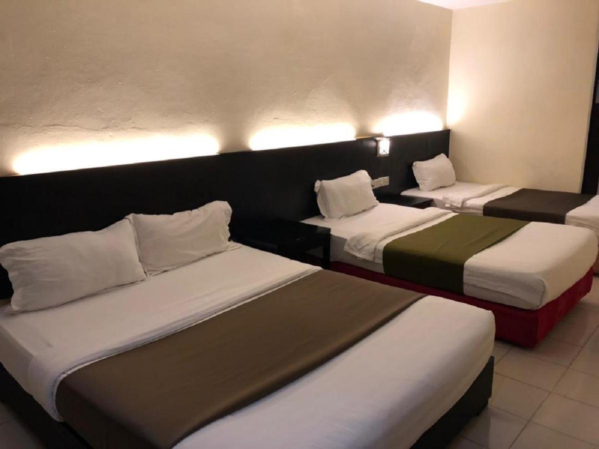 Hotel Sarina Mukah Exteriör bild