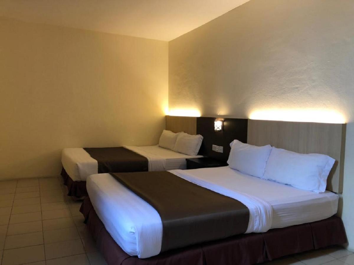 Hotel Sarina Mukah Exteriör bild